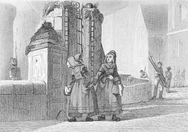 Schwarz-Weiß-Gravur Von Zwei Frauen, Die Vor Einem Gebäude Stehen Mit Einigen Leuten Im Hintergrund, Betitelt "Victorianische Frauen In Der Stadt London."