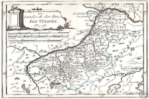 Detailierte Kartenvorlage des Rheins in Deutschland mit beschrifteten Sehenswürdigkeiten, Städten und geografischen Merkmalen sowie einem Bild einer Säule und begleitendem Text.