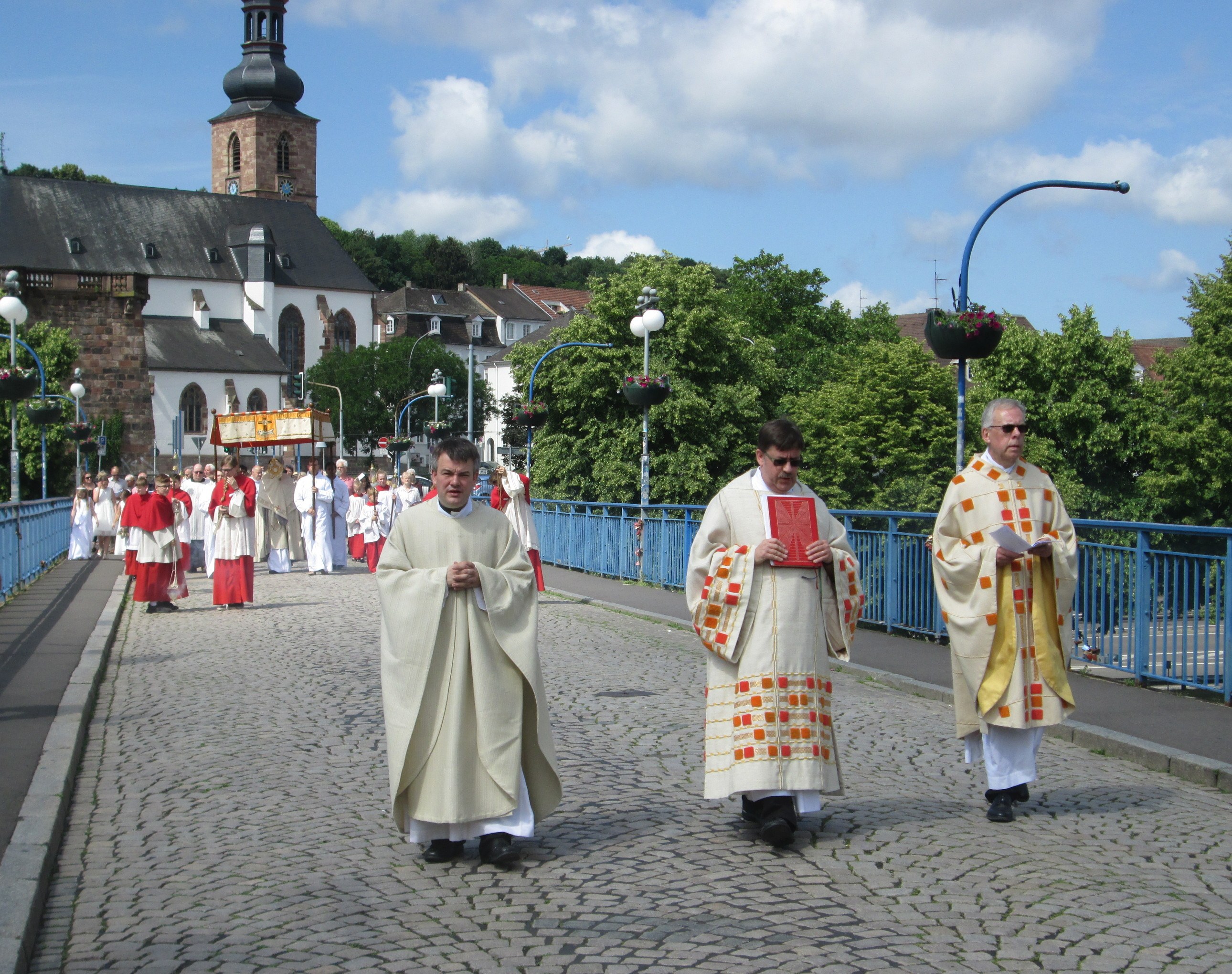 Zufriedenheit mit Kardinal Woelki in Köln auf Rekordtief