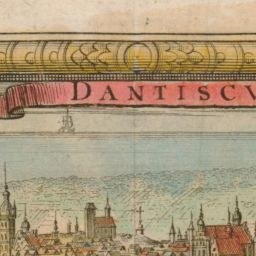 Altes Buch mit einer detaillierten Illustration einer Stadtansicht auf dem Cover, einschließlich Geb├Ąude und einem Banner mit beschreibendem Text.